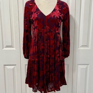 TAYlOR Red and Purple Floral Velvet Long Sleeve Dress
